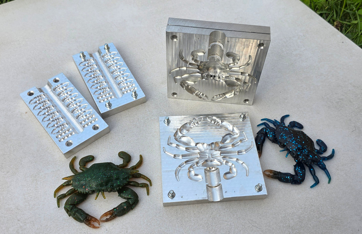 Blue crab 3.75inch + claws and eyes mold (no defects)
