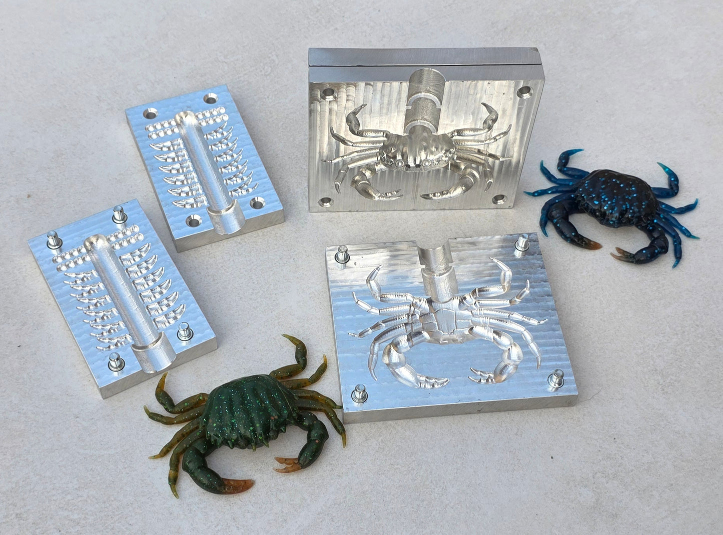 Gree crab 3.15inch + claws and eyes mold (no defects)