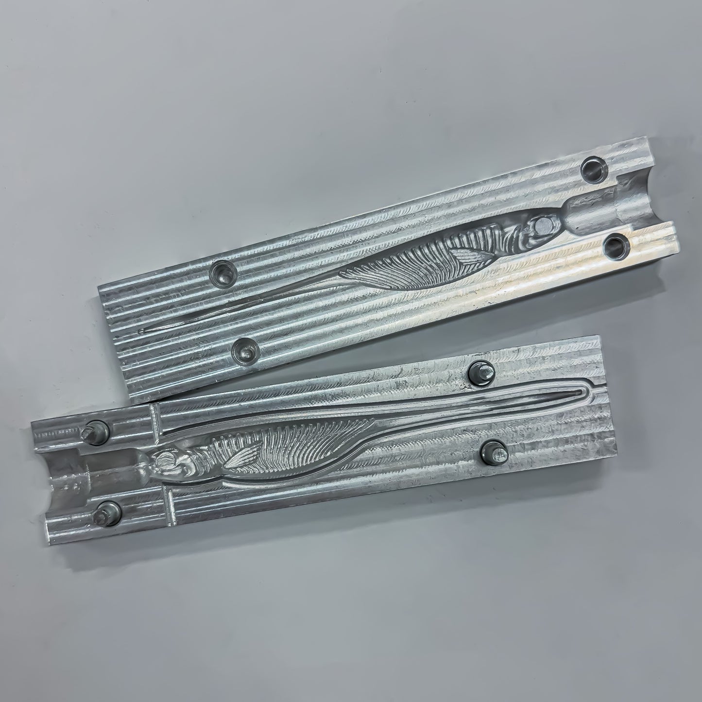 BIG Crazy Minnow V4 (7″- 10″) With Space to Glue the Eyes