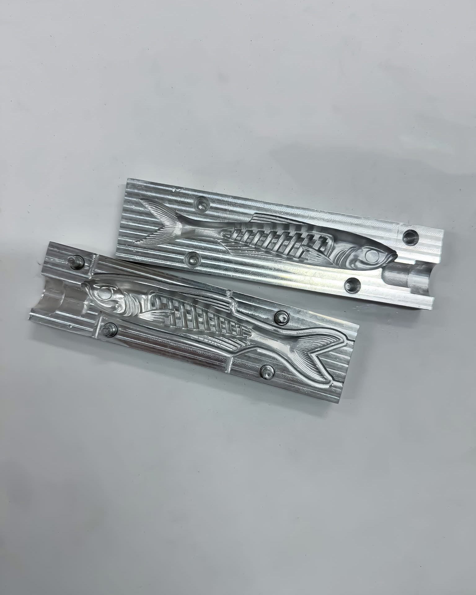 Hunter Live V1 (3″- 6″) Without Space to Glue the Eyes