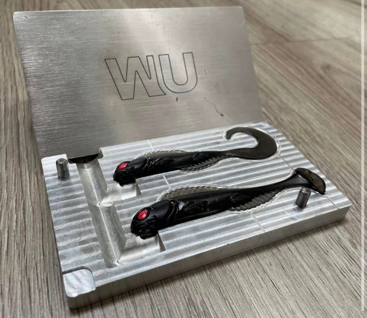 Ghost Grub Angry Eyes(3″- 6″) Without Space to Glue the Eyes