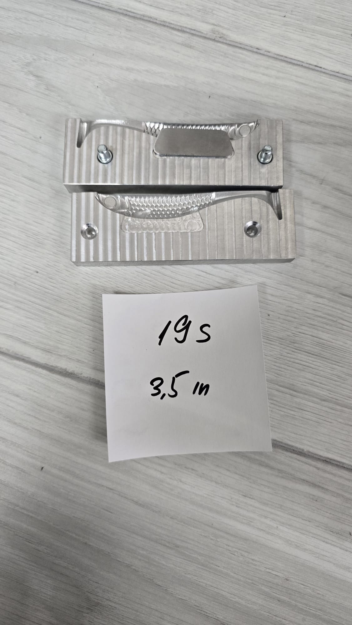 Killer Open Pour Hook Slot - 3.5inch - (No defect) Condition - New
