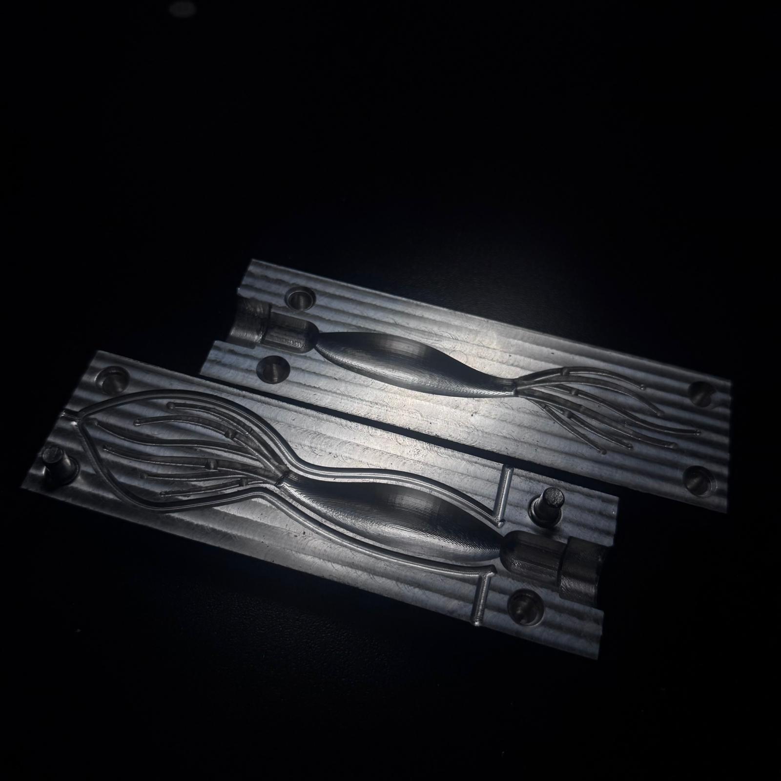 SunStrike - 3.8inch - Prototype mold - (Without body details) - Injection is good