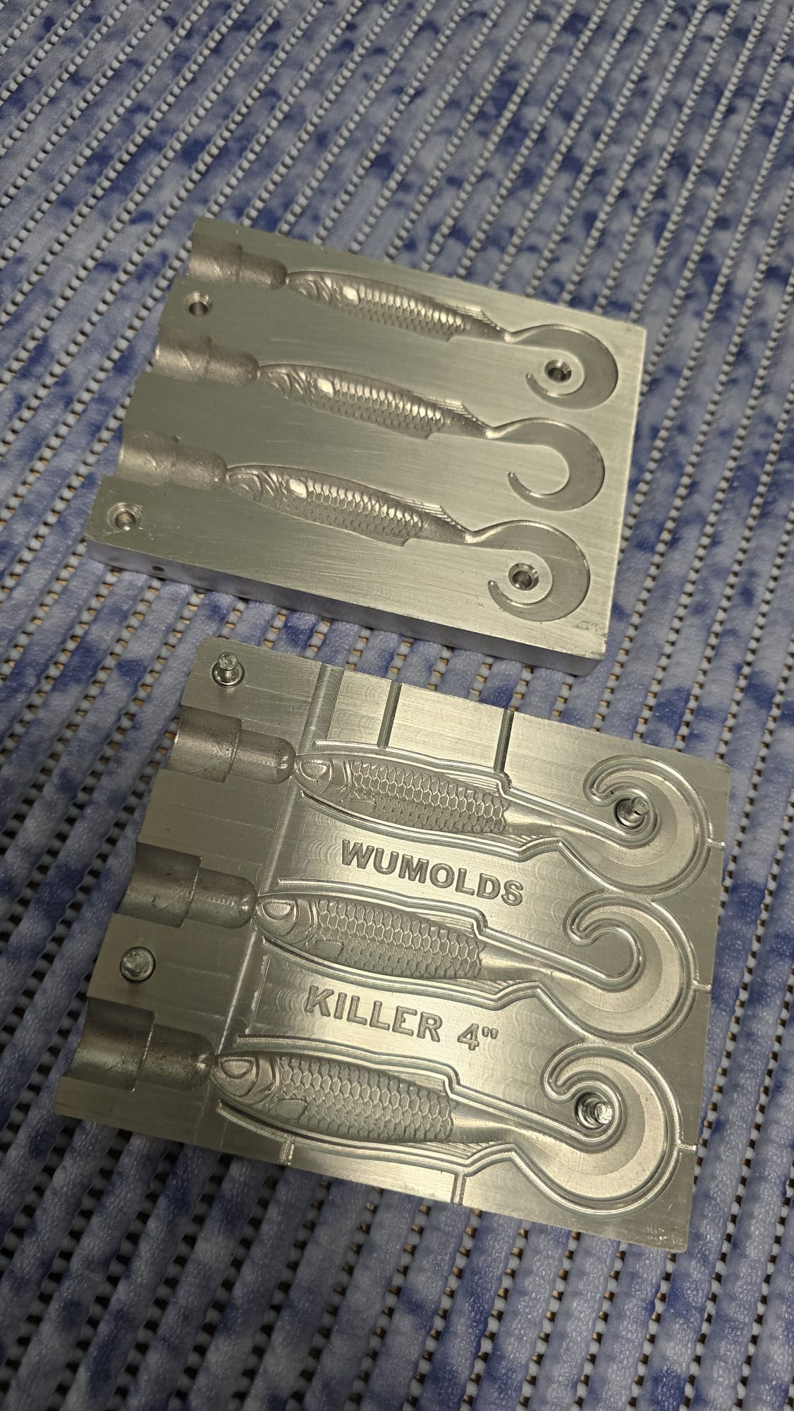 Killer Grub 4inch - 3cav - Condition - New (no defects) - 1 in stock