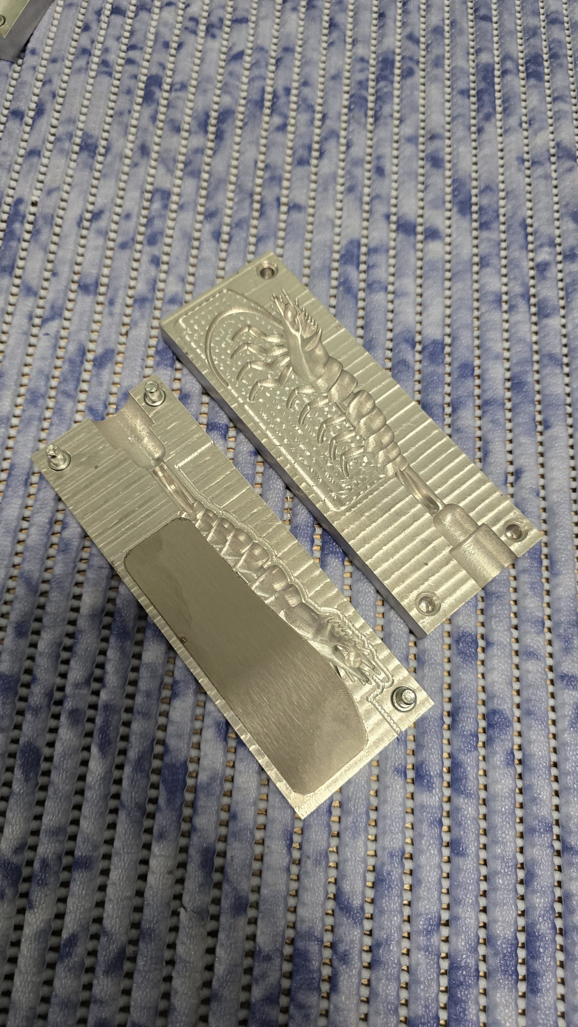 Prawn - 4 inch - 1cav - Condition - New (no defects) - 5 in stock